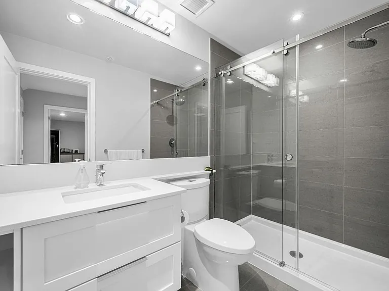 3881 Cates Landing Way — Photo 12