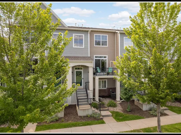 8065 Kirkwood Ln N #82, Maple Grove, MN 55369