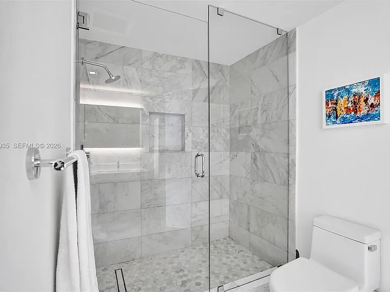 401 N Birch Rd #513 — Photo 11