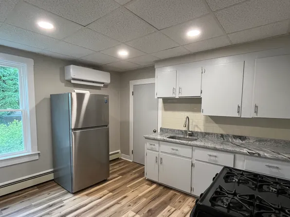 183 Kilburn St, Fall River, MA 02724