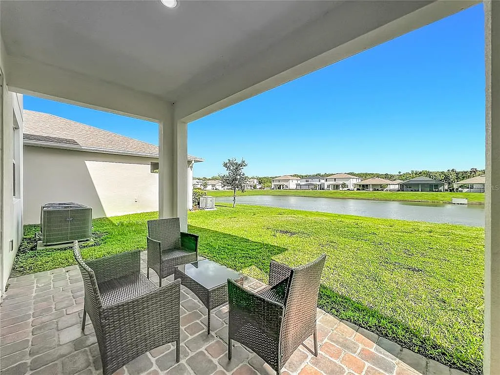4 bed, 3.5 bath, 3123 sqft, $3,475 — Photo 4