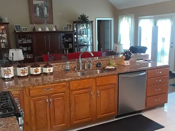 5th image of 3302 Westside Country Dr