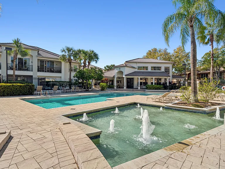 1010 Normandy Trace Rd — Photo 40