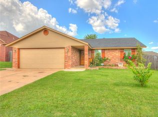 1513 SE 7th St, Moore, OK 73160