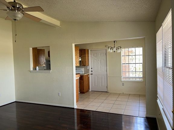 4th image of 2224 Spicewood Dr