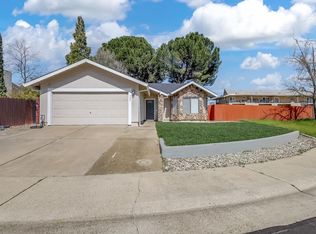 303 Castle Ct, Roseville, CA 95678