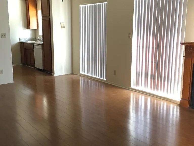 5038 Laurel Canyon Blvd #10 — Photo 3
