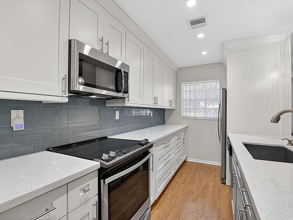 3rd image of 5230 Nesting Way APT B