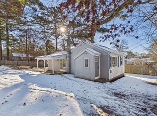 29 Walnut St, Plymouth, MA 02360