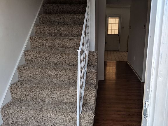 entryway 3413