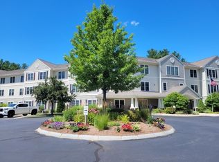 7 Crescent Way UNIT 301, Sturbridge, MA 01518