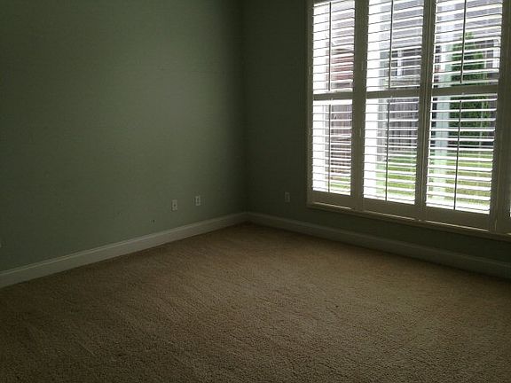 5th image of 6207 Charleston Ct