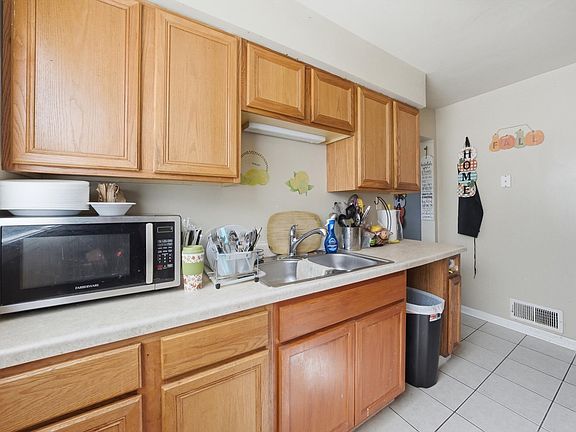 3rd image of 9553 S Greenwood Ave