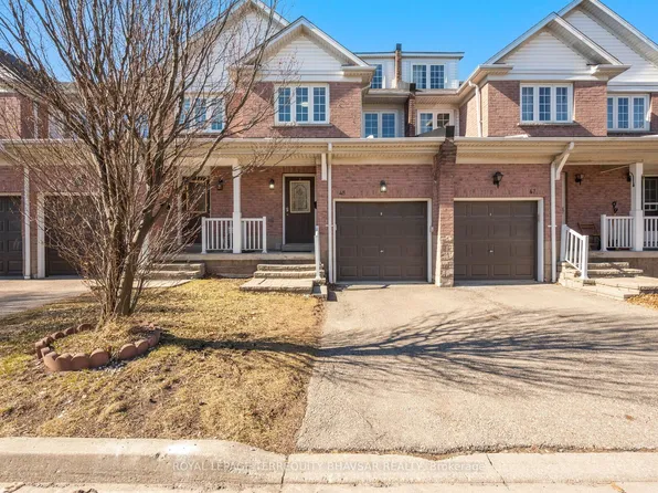 6830 Meadowvale Town Centre Cir #48, Mississauga, ON L5N 7T5