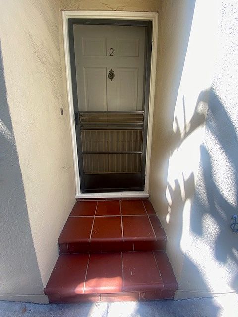 1st image of 820 Winchester Dr #11269789