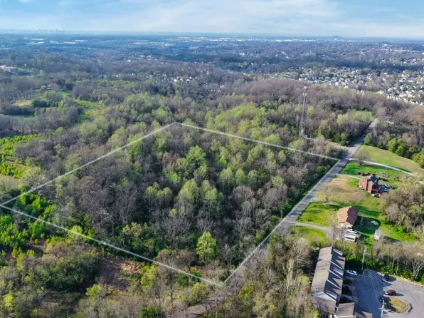 4215 Moss Rd, Antioch, TN 37013