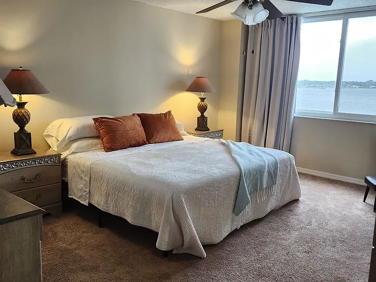 925 N Halifax Ave #303 — Photo 14