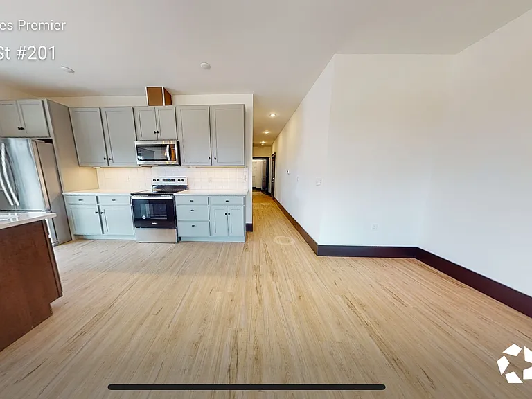 66 E Chester St #201 — Photo 4