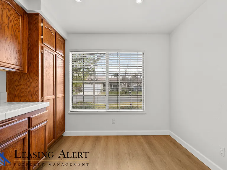 23459 Riversbridge Way — Photo 8
