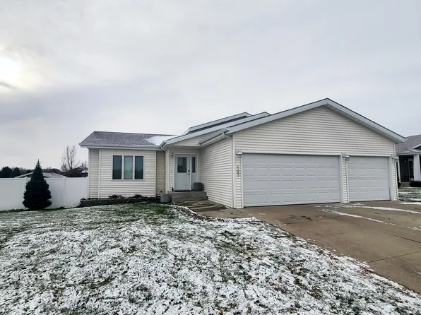 4907 Hitchcock Dr, Bismarck, ND 58503