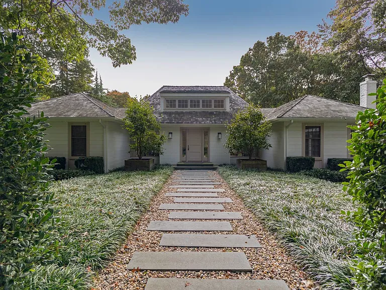 1 Hedge Row Ln — Photo 19