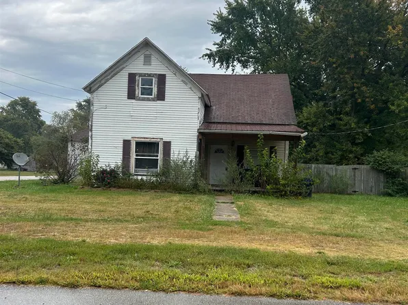 885 N Market St, Andrews, IN 46702