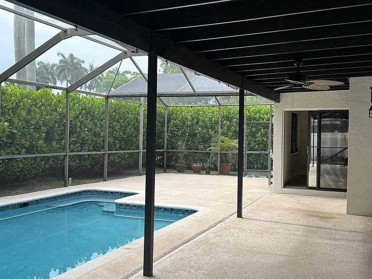 20834 Sugarloaf Ln — Photo 11
