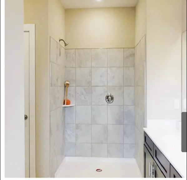 714 Stiller Ln — Photo 8