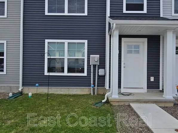 8780 Hillside Way, Waynesboro, PA 17268