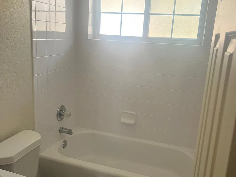 Sheraton House Apartments — Photo 13