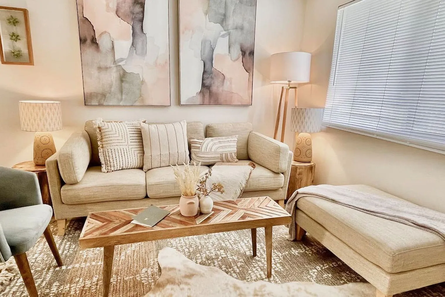 1 bed, 1.0 bath, 5274 sqft, $3,028 — Photo 2