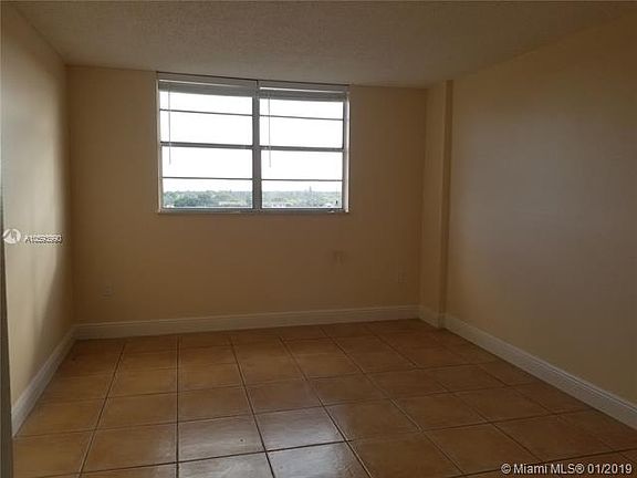 5th image of 1251 NE 108th St APT 801