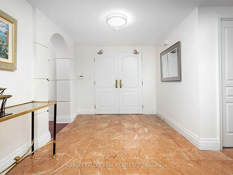 1 Cordoba Dr #205 — Photo 2