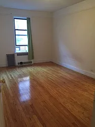 Rented by Roberto Guilbet, LREB