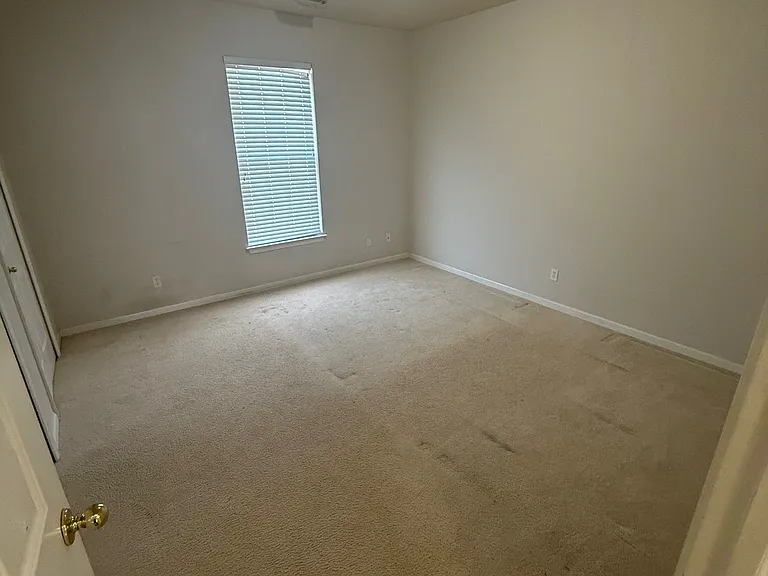 1123 Alameda Blvd #45 — Photo 8