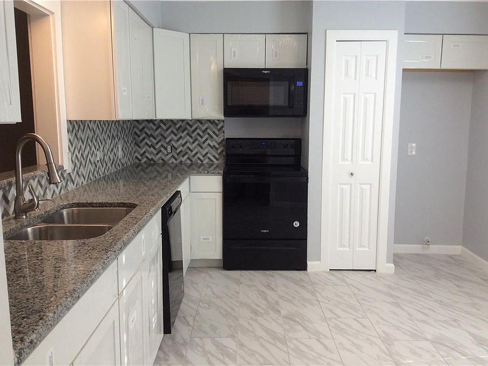 1st image of 3408 Pleasant Valley Ln
