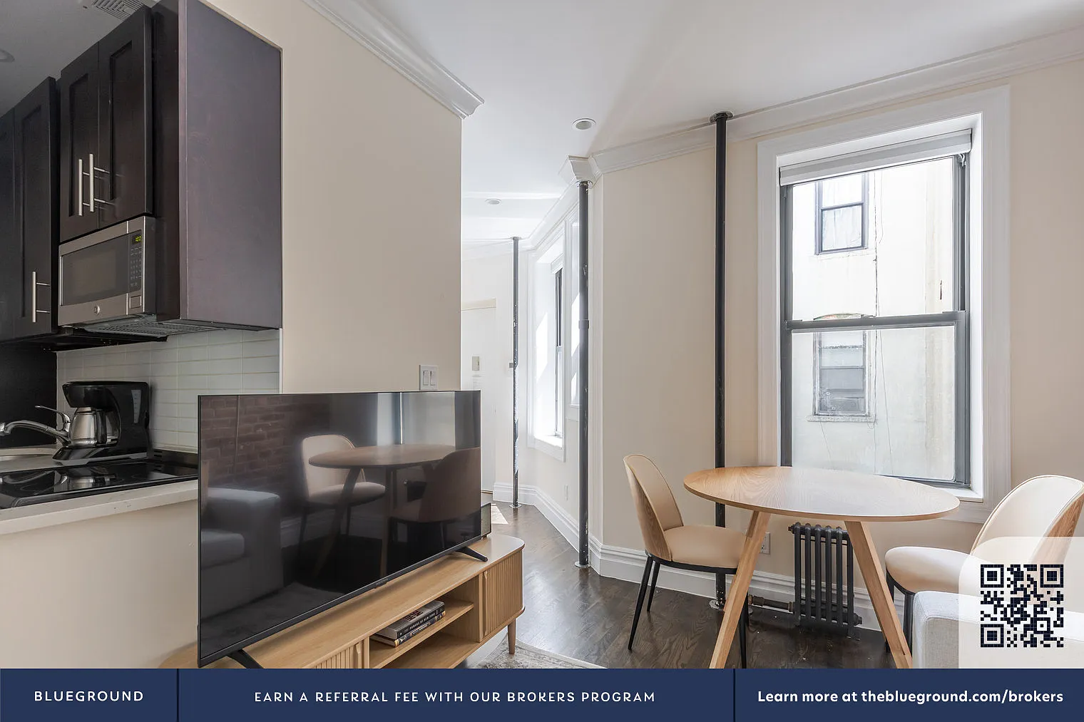 239 Elizabeth Street — Photo 3