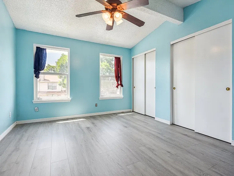 8218 Washington St #6 — Photo 11