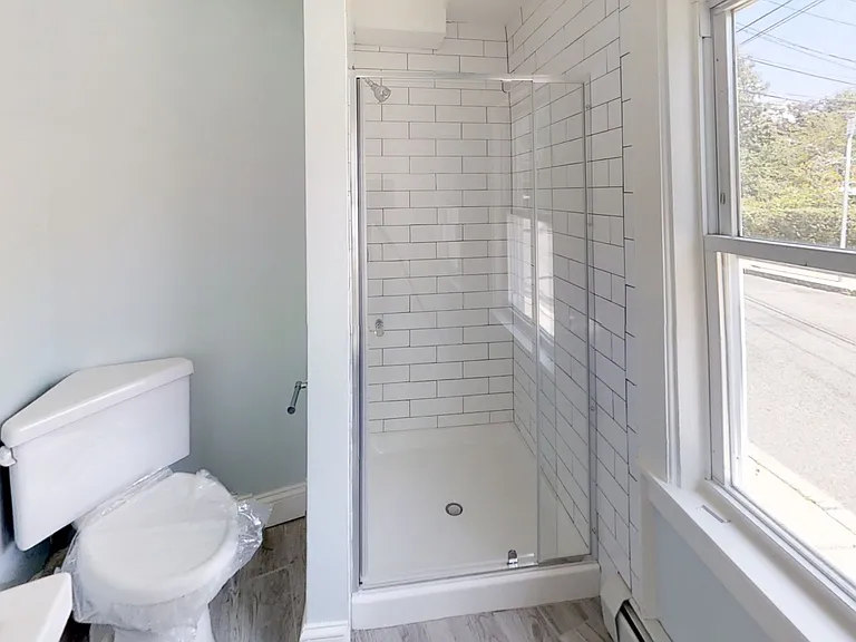 836 Canterbury St #1L — Photo 4