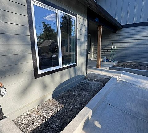 3rd image of 210 Academy Pl Unit 1