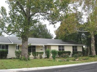 1501 E 19th St, Georgetown, TX 78626