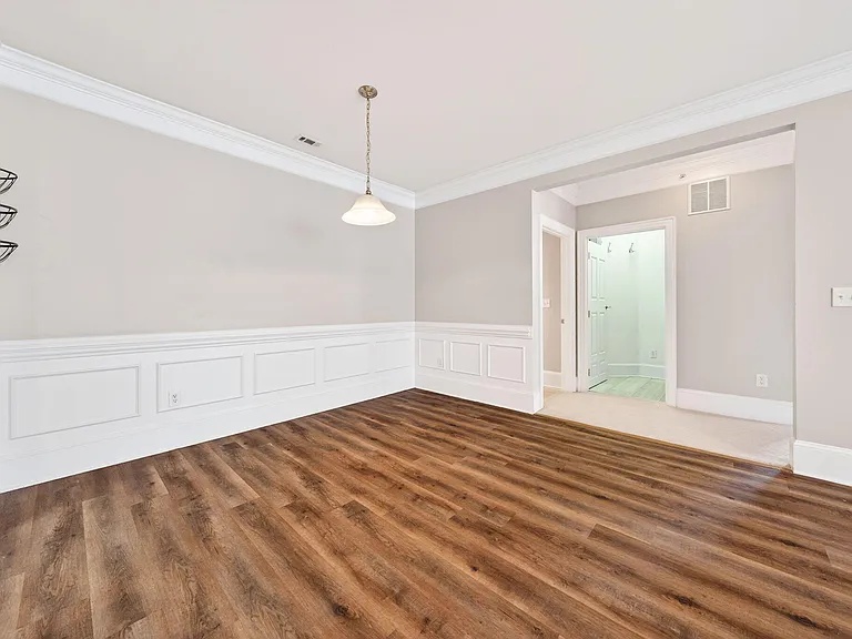 423 Waterford Lake Dr — Photo 23