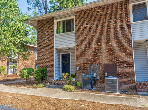365 W Illinois Avenue #9, Southern Pines, NC 28387