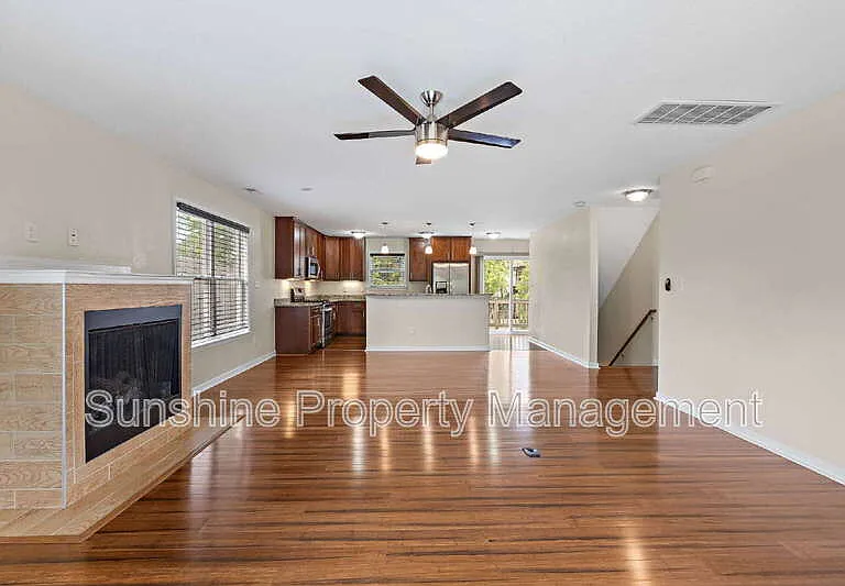 3239 Granby St — Photo 5