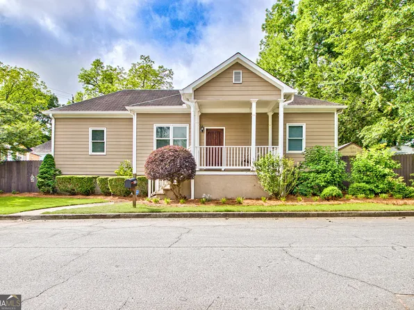 1520 Vesta Ave, College Park, GA 30337