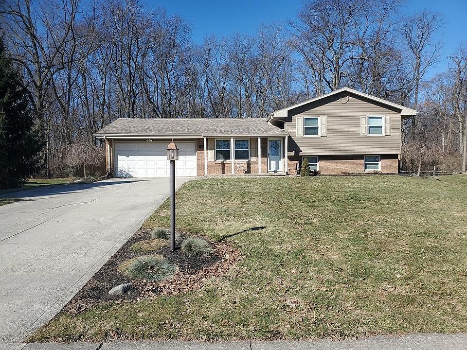 1st image of 805 Chambord Cir