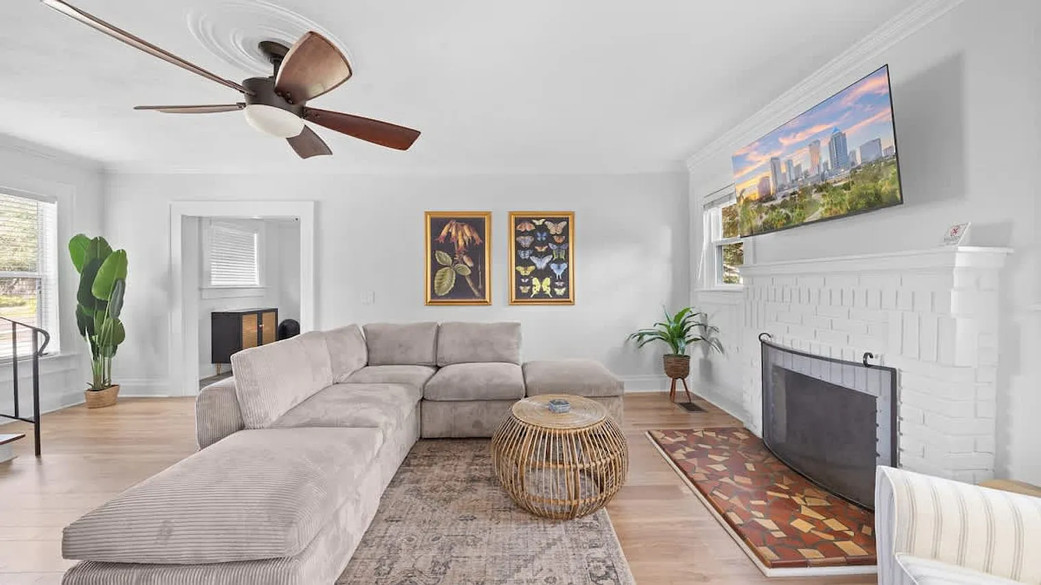 4 bed, 2.0 bath, 2497 sqft, $5,213 — Photo 1