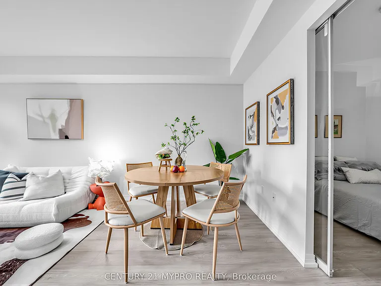 251 Jarvis St #315 — Photo 16
