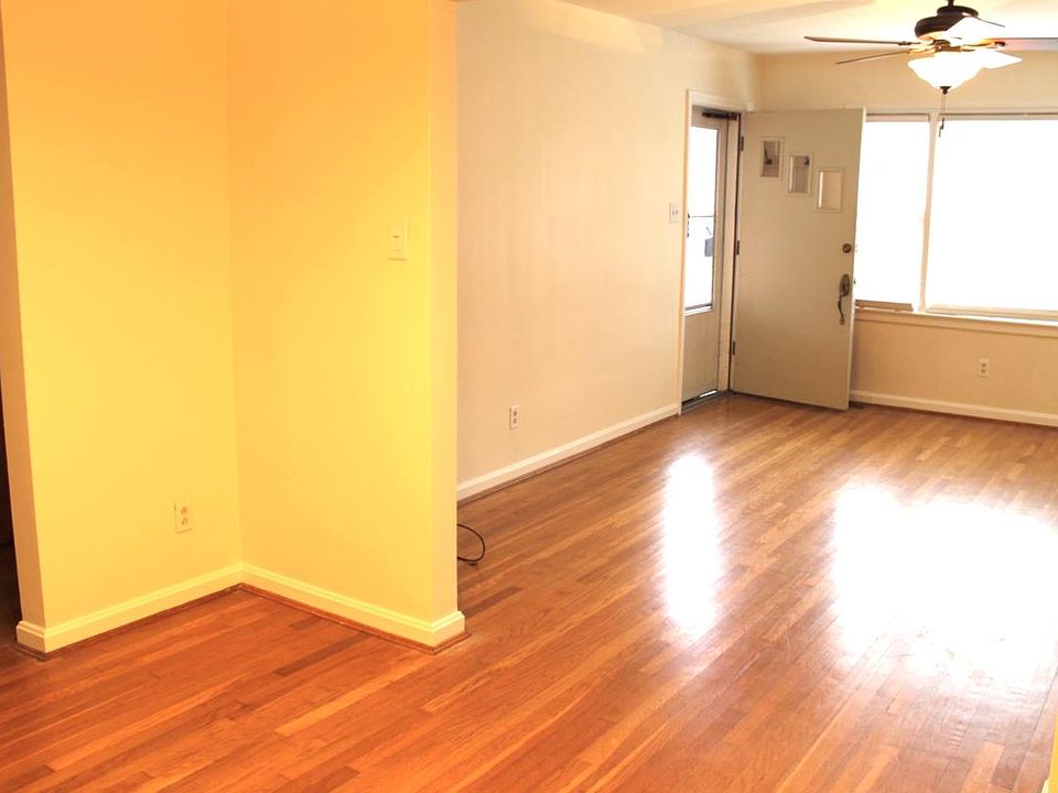 1st image of 2211 Eastway Dr