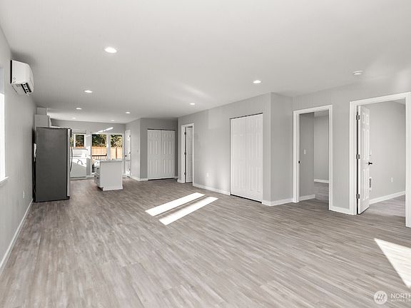 3rd image of 706 N 3rd Street